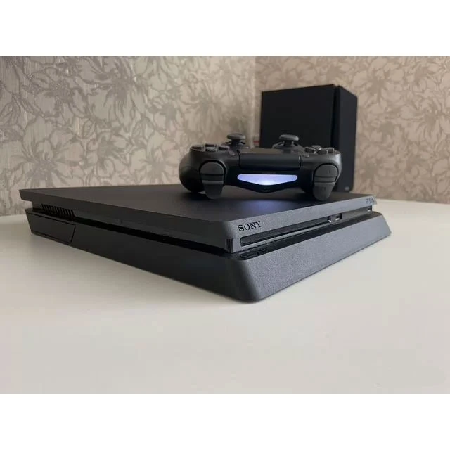 کنسول بازی خانگی سونی Playstation 4 Slim CUH-2218B ظرفیت 1 ترابایت نسل هشتم، پردازنده AMD Jaguar هشت هستهای، گرافیک AMD Radeon 1.84 ترافلاپس، حافظه رم 8 گیگابایت GDDR5، پشتیبانی از HDR، دو پورت USB 3.1 و وایفای دوبانده - Image 3