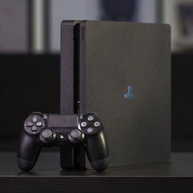 کنسول بازی خانگی سونی Playstation 4 Slim CUH-2218B ظرفیت 1 ترابایت نسل هشتم، پردازنده AMD Jaguar هشت هستهای، گرافیک AMD Radeon 1.84 ترافلاپس، حافظه رم 8 گیگابایت GDDR5، پشتیبانی از HDR، دو پورت USB 3.1 و وایفای دوبانده - Image 6